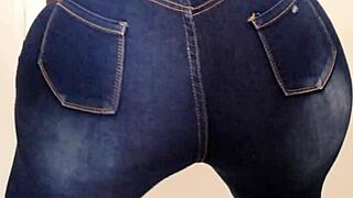 Big ass milf with enticing curves