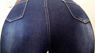 Big ass milf with enticing curves