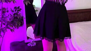 i'm gorgeous mature in sexy garter