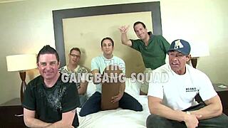 เคย์ลา วัยแก่เซ็กซี่ รับมือกับหลายชายในแก๊งแบงค์สุดป่าเถื่อน