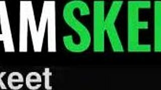 يا، زوجة الأب تحتاج زبي الآن في 4K!