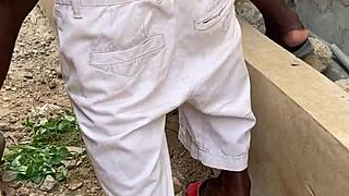 يا تريد رؤية هذا الضرب السريع في الهواء الطلق؟ ضربني بقوة وسرعة في دقائق فقط!