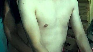 Webcam Threesome with Fati and Girlfriend