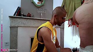 Delivering hot Charlie right to your door!