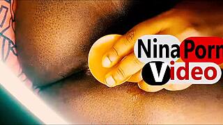 Ebony milf squirts in homemade orgasm