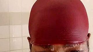 Brunette shares kisses in dorm