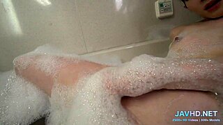 Wanna see these awesome Japanese babes in HD?