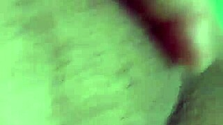 Sola en casa, masturbating my shaved pussy