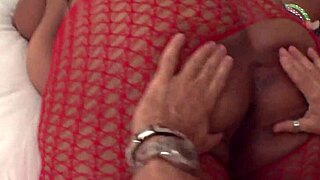 Super-sized BBW Cotton Candi in Black Pussy Threesome Action