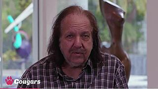 Elisha Dior sätter sin stora feta rumpa på tjock hård kuk