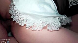 Boss fucks thai maid's pussy.