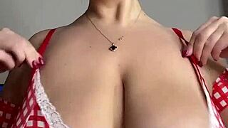 i crave that gorgeous stepmom's big natural tits and her big cock desire