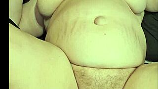 Watch her pussy walls grip that foot fucking deep?