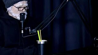 Indian babe handles Kidi Bengala in wild exhibitionist handjob session