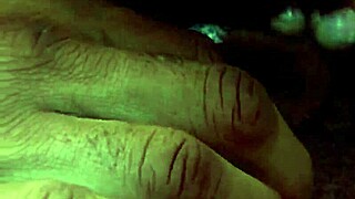 ميليف سوداء بدينة تأخذ زب أسود كبير بقوة