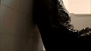 sophie la larve in intense 2024 session