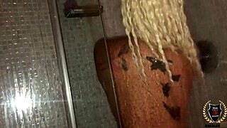 Does Rome Major's white ass bounce mounting blonde curvy Barbi?