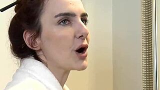 claudia invites you under the shower