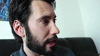 Styvdotter djuphaler monsterkuk för intensiv njutning