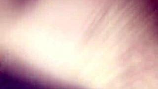 Зрелая Милф принимает жесткий анал и брызжет в диком оргазме