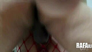 I plunged my cock into milf Saradona's wet vagina for intense foreplay and a big facial