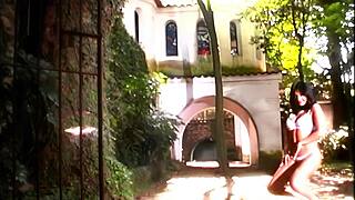 skanky milf gets anal handjob