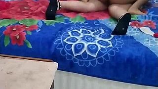 Hot arab milf wife shows off her sexy ass.