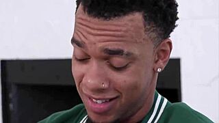 Andie Anderson samples boyfriend Lawson Jones in reality show