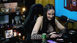 Victoria Camargo teases Ruan into grabbing her tight body hard