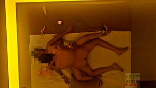 Milf mexicana de conejita follando frente a su marido me encanta hacerlo cuckold 1