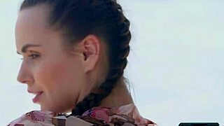 i luv these ukrainin milf babes jana bubu n elina love undressin