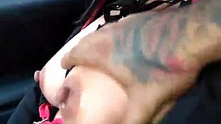 Madura Milf Screams in Car—What’s Happening Here?!