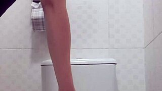 Big ass solo girl pounds huge dildo till she squirts in bathroom