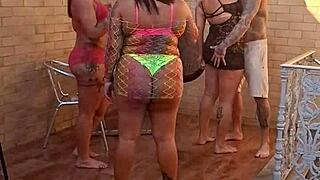 Milf Rabuda Sits On Tattooed Cock