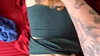 Richelle Rose FUCKS Neighbor On Snapchat!