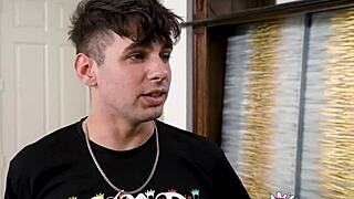 Nevlastní synu, můžeš mi pomoct s něčím?