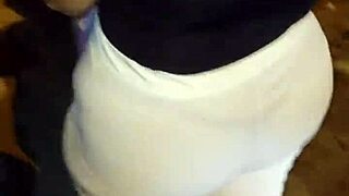 Teasing a mature venezuelan woman in lima streets part 2