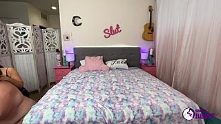 Thick Redhead Curvy Mary Loves Being Part of Cuckold Sluttybbws