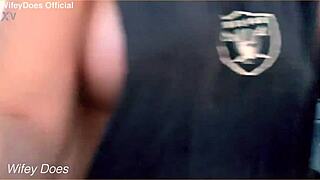 Wifey Flashes on Street