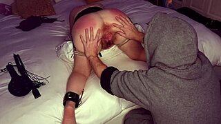 Mature Housewife Spreading Hairy Pussy For Weekly Spanking