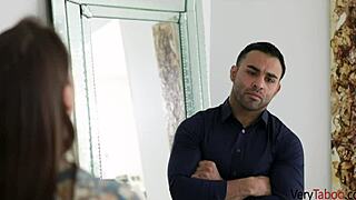 Серена Сантос си отмъщава на гадната мащеха с дива орална фантазия.