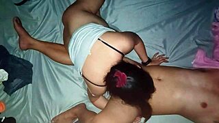Asian Pinay Chubby Mom Has Sex with Roommate in Dorm