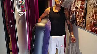 Hey, sobrinho aprende a foder só o cuzinho com tia selvagem!