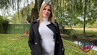 Rose Magnifique Blonde Adores Sex In Lingerie