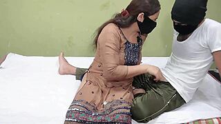 I met my ex-girlfriend at the mall!