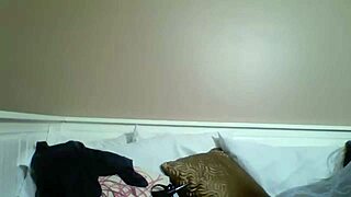 Big Sized Dildos Bring Luscious Maxine Xs to Wet Pussy Orgasm