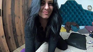 มิลฟี่คัลลามาสเตอร์เบทเต้นและพูดสกปรกในชุดกีฬา เฟี้ยว?