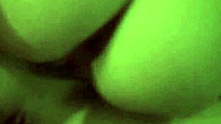 Riley Reid And Molly Bennett In Threesome