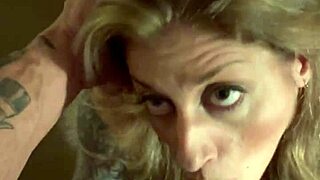 sexy milf brings husband to climax orally