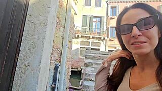 you turn me on while i visit venice, full vid on red page